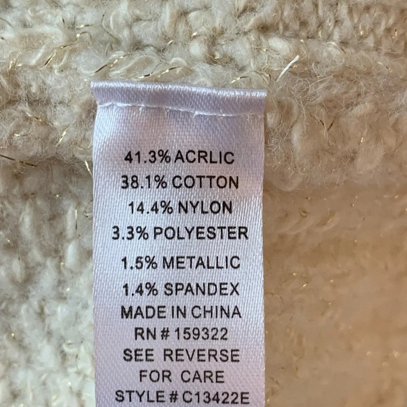 EVEREVE Ashlynn Strong Shoulder Sweater Small Winter White Metallic Shimmer - Picture 11 of 12